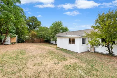1902 Twin Oaks Street, Kingsland, TX 78639 - Photo 25