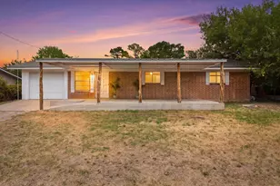 1902 Twin Oaks St, Kingsland, TX 78639 - Photo 1