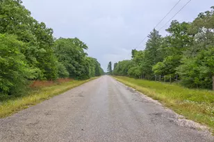 1420 Co Rd C, Lexington, TX 78947 - Photo 1