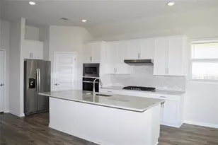 245 Old Town Rd, Kyle, TX 78640 - Photo 7