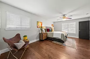 3001 Maplelawn Cir, Austin, TX 78723 - Photo 7
