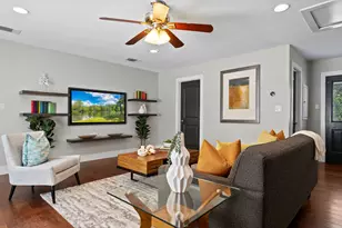 3001 Maplelawn Cir, Austin, TX 78723 - Photo 15