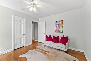 1011 E 45th St, Austin, TX 78751 - Photo 21