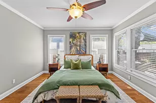 1011 E 45th St, Austin, TX 78751 - Photo 15