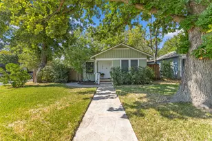 1011 E 45th St, Austin, TX 78751 - Photo 3