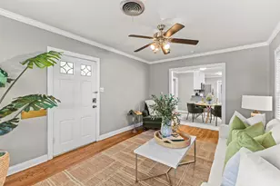 1011 E 45th St, Austin, TX 78751 - Photo 11