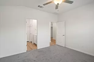 121 Oakdale Meadows Ln, Hutto, TX 78634 - Photo 17