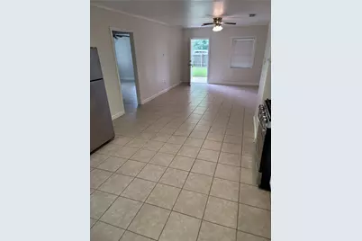 904 Chote Avenue, Austin, TX 78702 - Photo 5