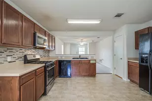 3400 Autumn Bay Dr, Austin, TX 78744 - Photo 11