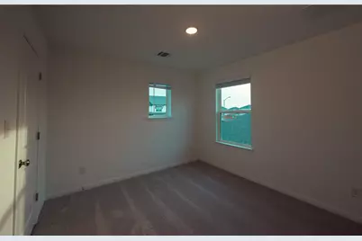 524 Emory Crossing Boulevard, Hutto, TX 78634 - Photo 19