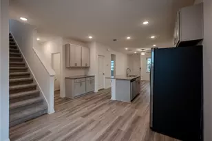 524 Emory Crossing Blvd, Hutto, TX 78634 - Photo 9