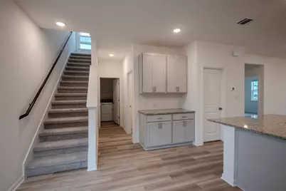 524 Emory Crossing Boulevard, Hutto, TX 78634 - Photo 15