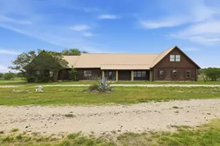 900 Union Wine Rd, New Braunfels, TX 78130 - Photo 1