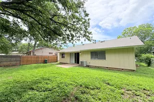 5206 Village Trail, Austin, TX 78744 - Photo 23