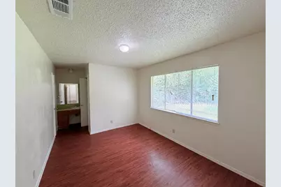5206 Village Trail, Austin, TX 78744 - Photo 11