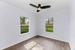 1307 Yorkshire Dr, Austin, TX 78723 - Photo 29