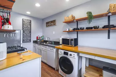 2401 Manor Road #204, Austin, TX 78722 - Photo 7