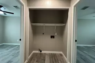 10510 Little Pebble Dr, Austin, TX 78758 - Photo 13