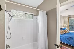 334 Haupt Dr, Kyle, TX 78640 - Photo 15