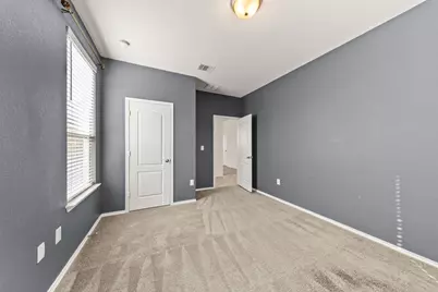 7820 Springfield Drive, Austin, TX 78744 - Photo 13