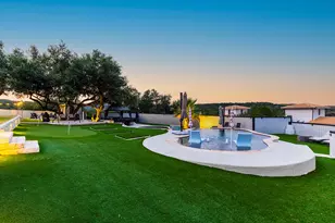 20516 Queen Bee Ln, Spicewood, TX 78669 - Photo 33