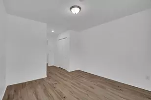 1004 E Fannin St, Luling, TX 78648 - Photo 17