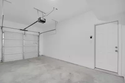 1004 E Fannin Street, Luling, TX 78648 - Photo 23