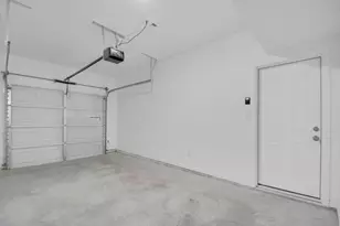 1004 E Fannin St, Luling, TX 78648 - Photo 23