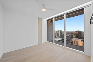 313 W 17th St, Austin, TX 78701 - Photo 11