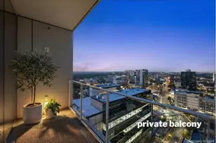 313 W 17th St, Austin, TX 78701 - Photo 5