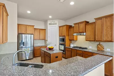 109 Wake Grove, Buda, TX 78610 - Photo 11