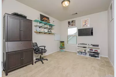 2032 Glen Hollow Hollow, Seguin, TX 78155 - Photo 11