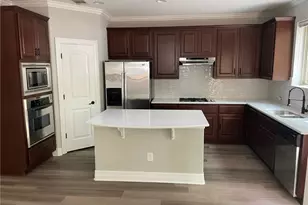 4526 Merle Dr, Austin, TX 78745 - Photo 13