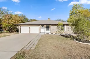 902 Virginia Dr, Round Rock, TX 78664 - Photo 1
