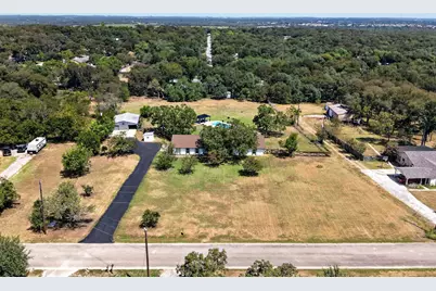 504 Buckaroo Trail, Buda, TX 78610 - Photo 5