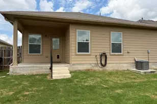 226 Hess Dr, Kyle, TX 78640 - Photo 13