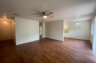 2507 Sweet Clover Dr, Austin, TX 78745 - Photo 5