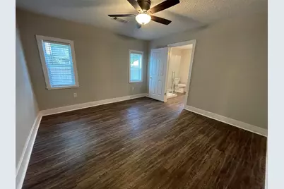 503 Byrne Street, Smithville, TX 78957 - Photo 9