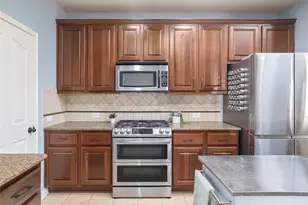 11009 Cherisse Dr, Austin, TX 78739 - Photo 15