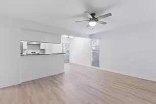 2501 Manor Cir, Austin, TX 78723 - Photo 3