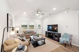 2417 Roosevelt Rd, Leander, TX 78641 - Photo 7