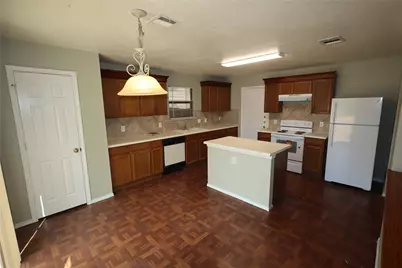 5320 Mathra Drive, Del Valle, TX 78617 - Photo 7