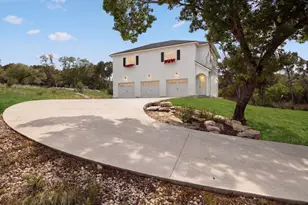 8023 Lakeview St, Volente, TX 78641 - Photo 1