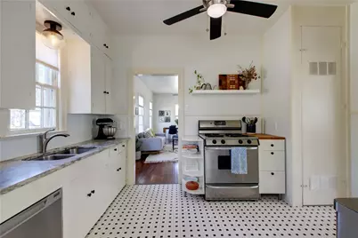 5114 Avenue G Avenue #A, Austin, TX 78751 - Photo 13