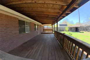 305 China Cove, Elgin, TX 78621 - Photo 19