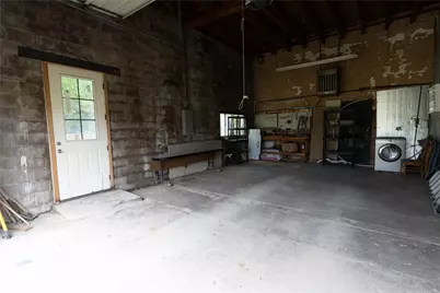108 E Clark Street, Bartlett, TX 76511 - Photo 23