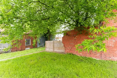 108 E Clark Street, Bartlett, TX 76511 - Photo 25