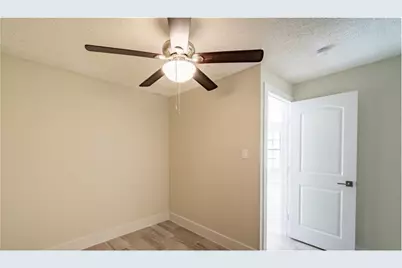 1412 Vargas Road #B, Austin, TX 78741 - Photo 5