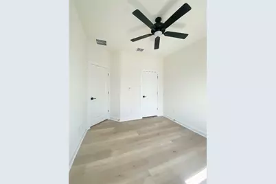 700 Horseshoe Drive #301, Leander, TX 78641 - Photo 15