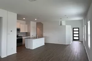 101 Lancia St, Hutto, TX 78634 - Photo 9